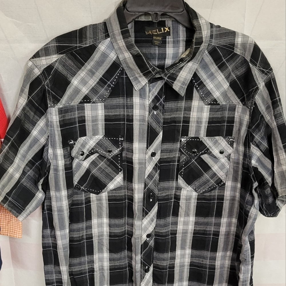 Helix XX Large 2 Pocket Short Sleeve Button Up Shirt